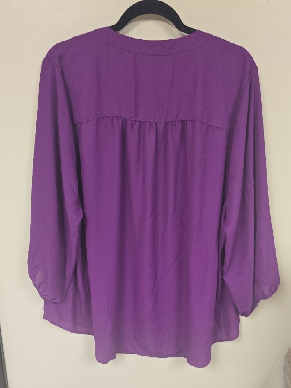 torrid Purple Split V-Neck Long Sleeve Blouse - Picture 6 of 6